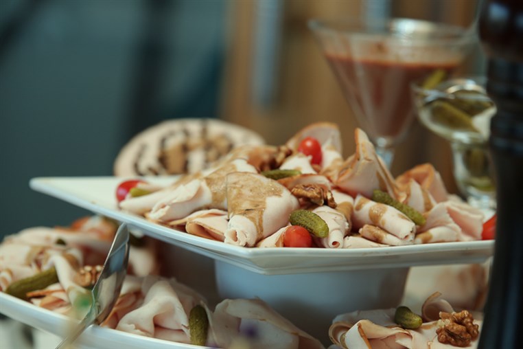 Sunday Buffet at Bay Lodge